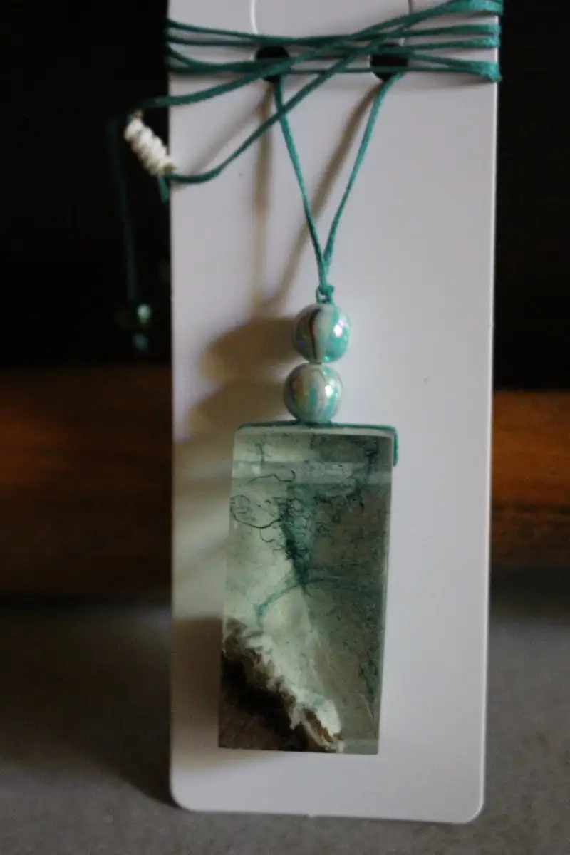 Pendentif nuage vert